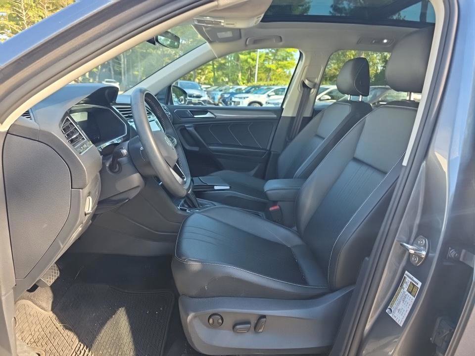 2023 Volkswagen Tiguan SE - Photo 12