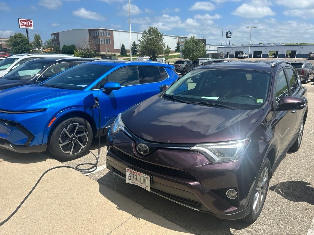 Used 2018 Toyota RAV4 Limited SUV