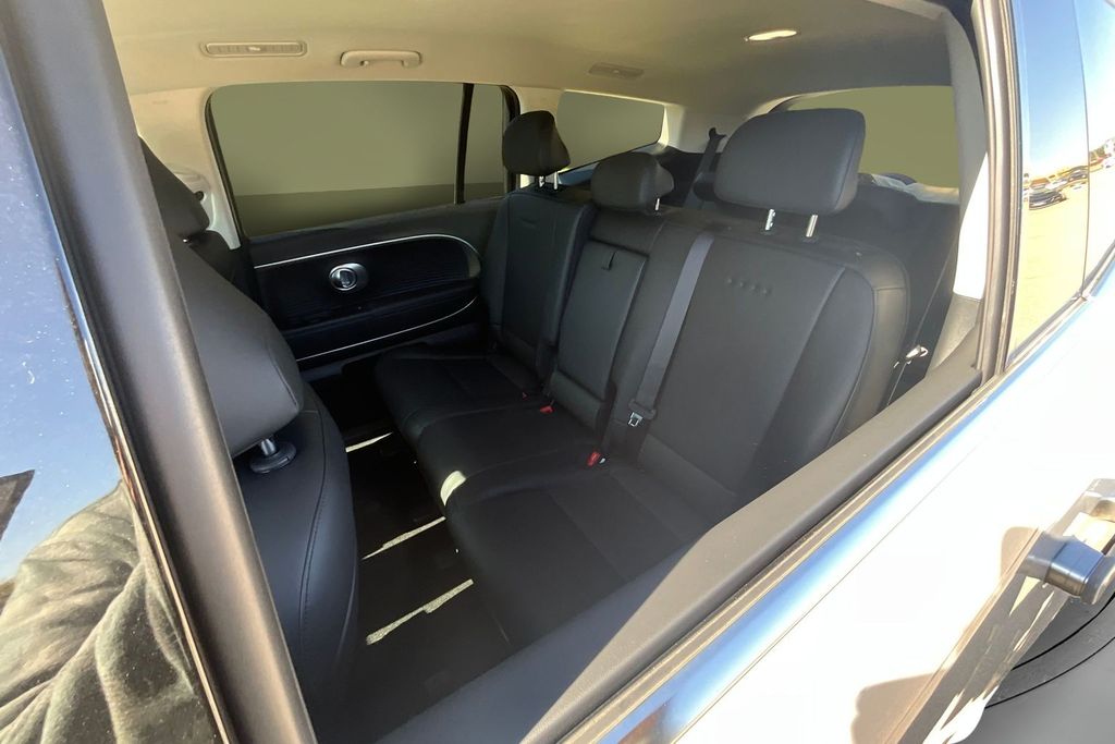 2026 Hyundai IONIQ 9 SEL - Photo 8