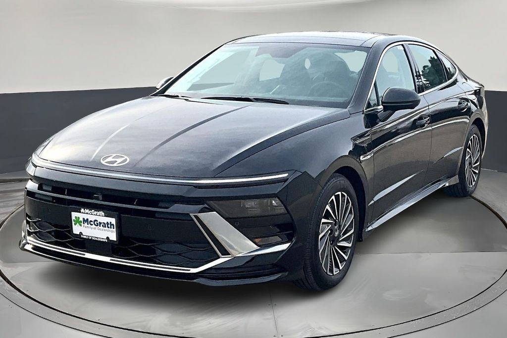 New 2026 Hyundai Sonata Hybrid Limited Sedan