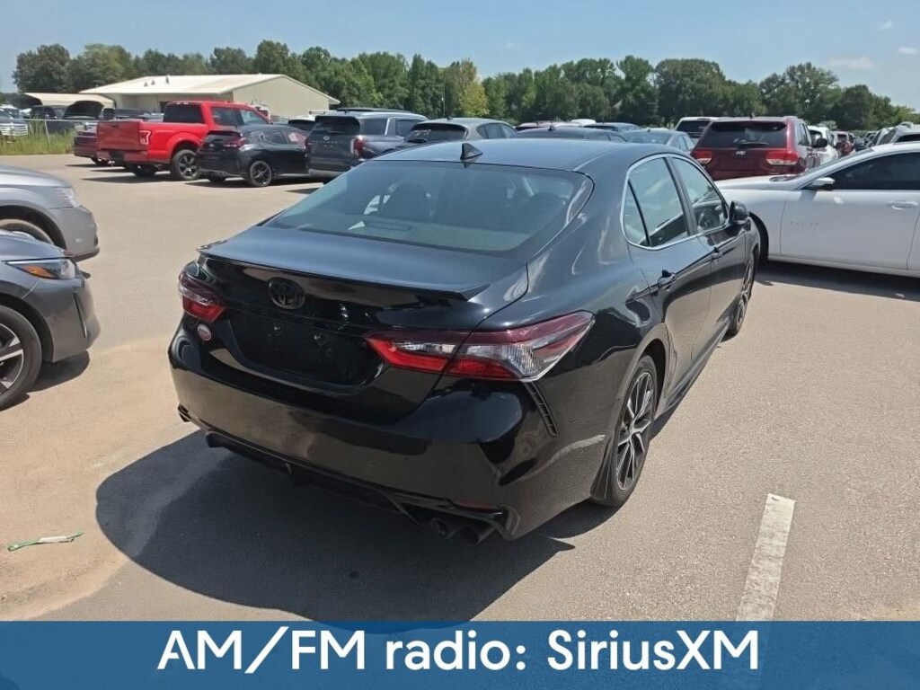 Used 2023 Toyota Camry SE Sedan