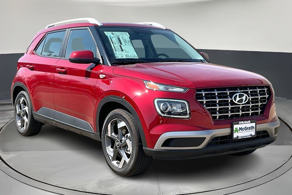 2026 Hyundai Venue SEL w/ 2-Tone Roof IVT's photo