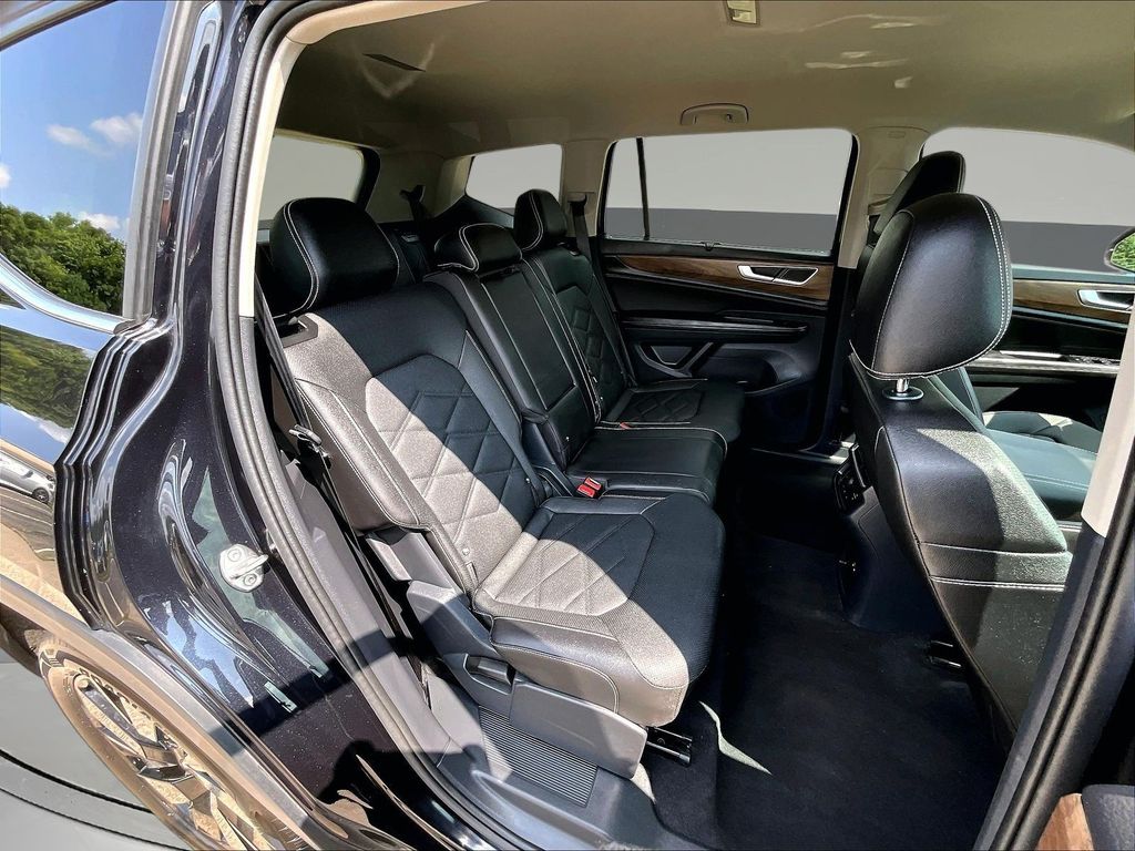 2026 Volkswagen Atlas SE w/Tech - Photo 29