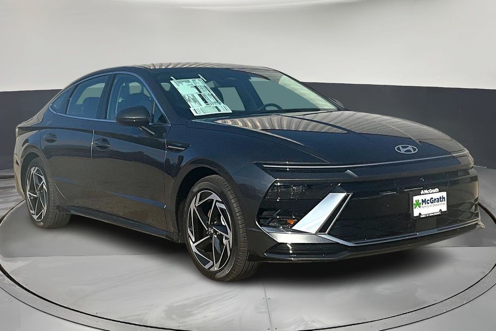 2026 Hyundai Sonata SEL's photo
