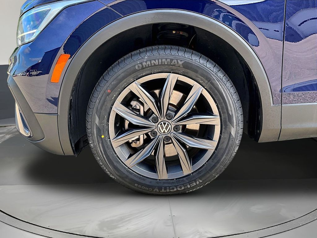 2023 Volkswagen Tiguan SE - Photo 33