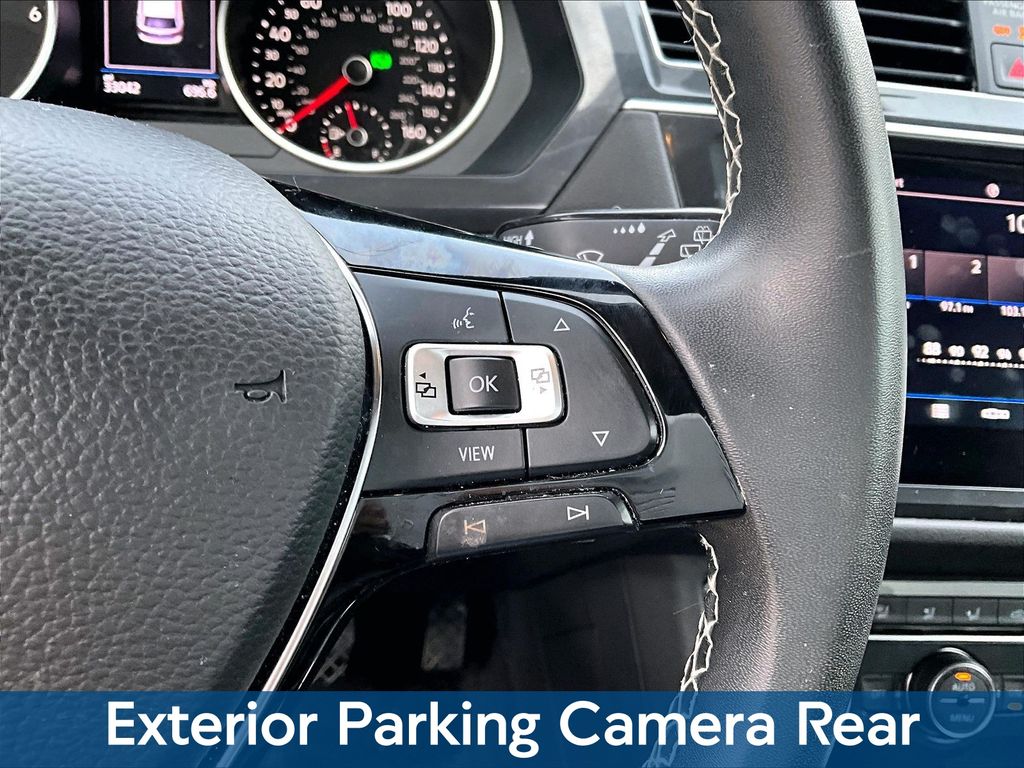 2021 Volkswagen Tiguan SE - Photo 16