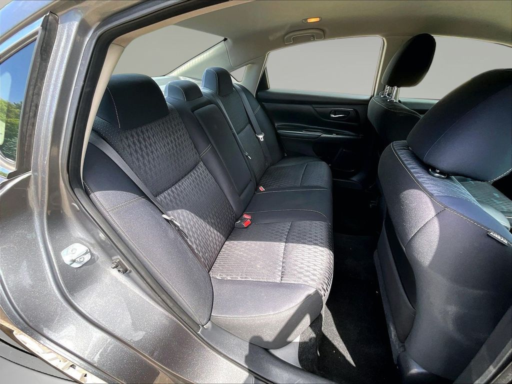 2017 Nissan Altima S - Photo 27