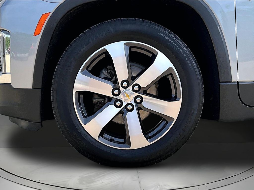 2023 Chevrolet Traverse 3LT - Photo 35