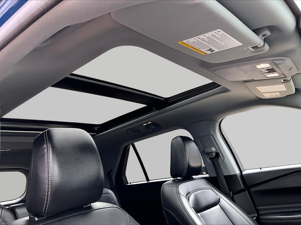 2023 Ford Explorer XLT - Photo 31