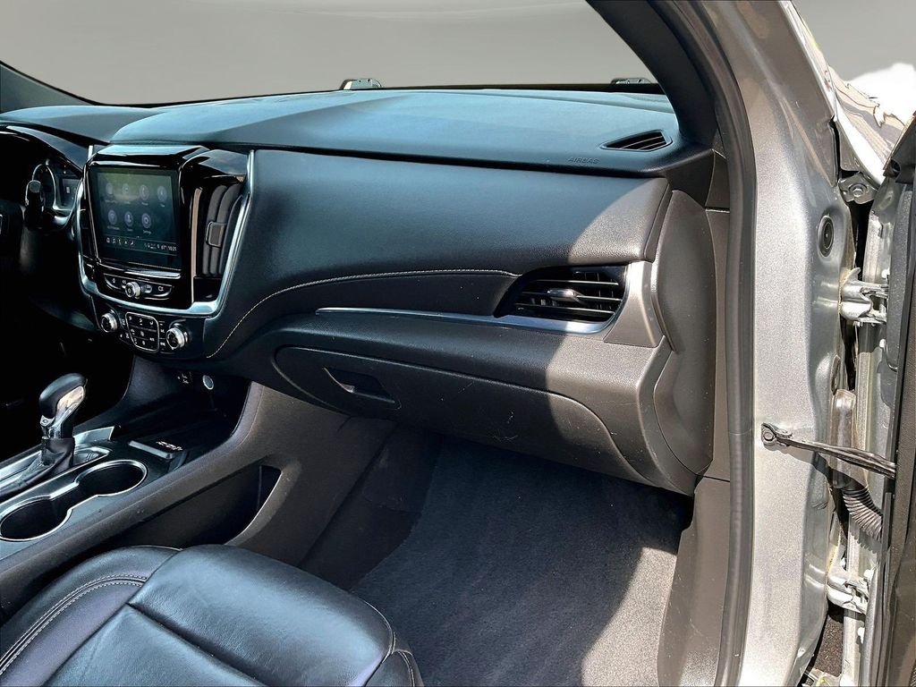 2023 Chevrolet Traverse 3LT - Photo 30