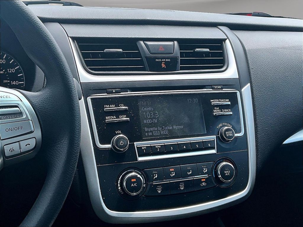 2017 Nissan Altima S - Photo 12