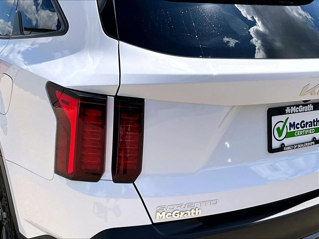 2023 Kia Sorento X-Line EX - Photo 27