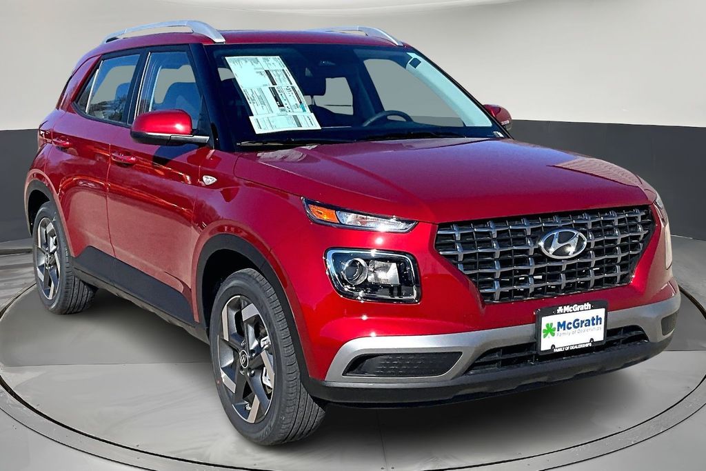 2026 Hyundai Venue SEL w/ 2-Tone Roof IVT's photo