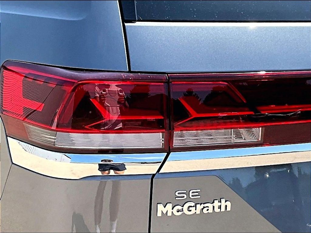 2025 Volkswagen Atlas SE w/Tech - Photo 26