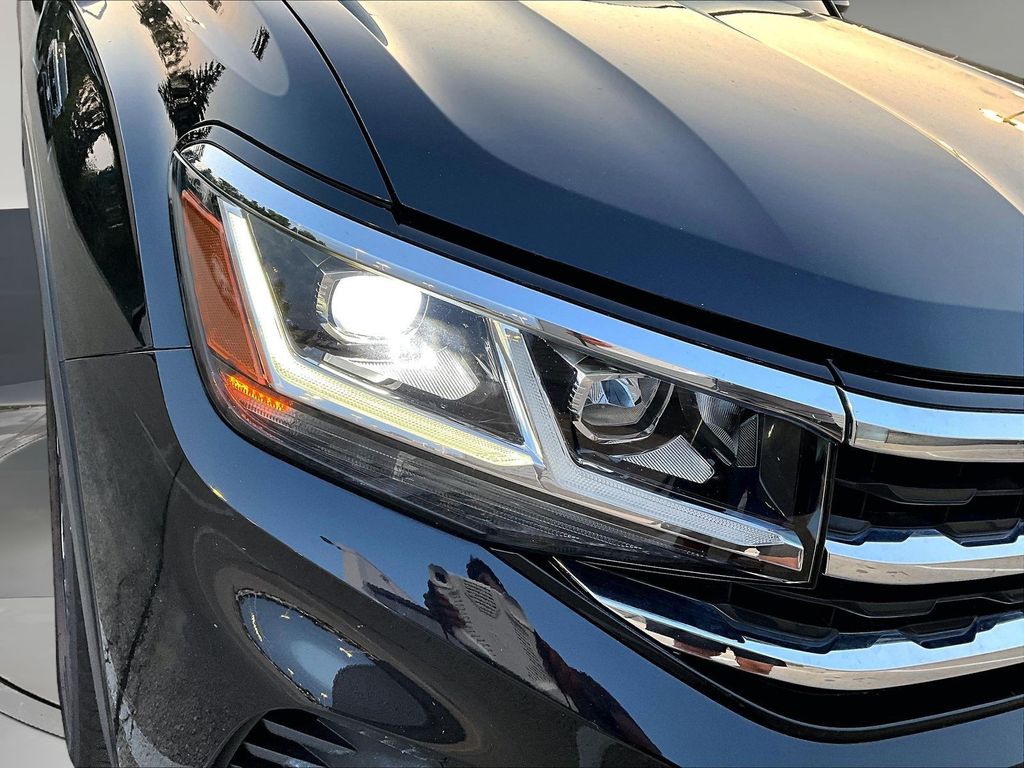 2023 Volkswagen Atlas SE w/Tech - Photo 33
