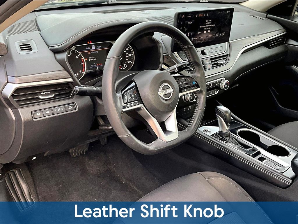 2023 Nissan Altima SV - Photo 22