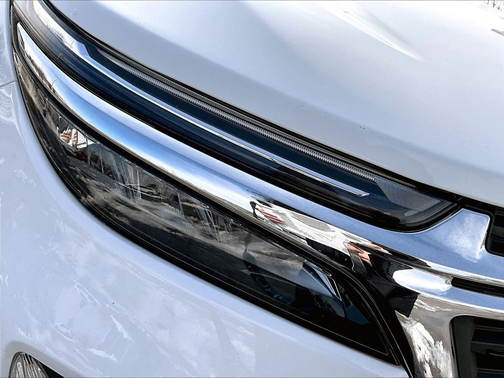 2022 Chevrolet Equinox LT - Photo 35
