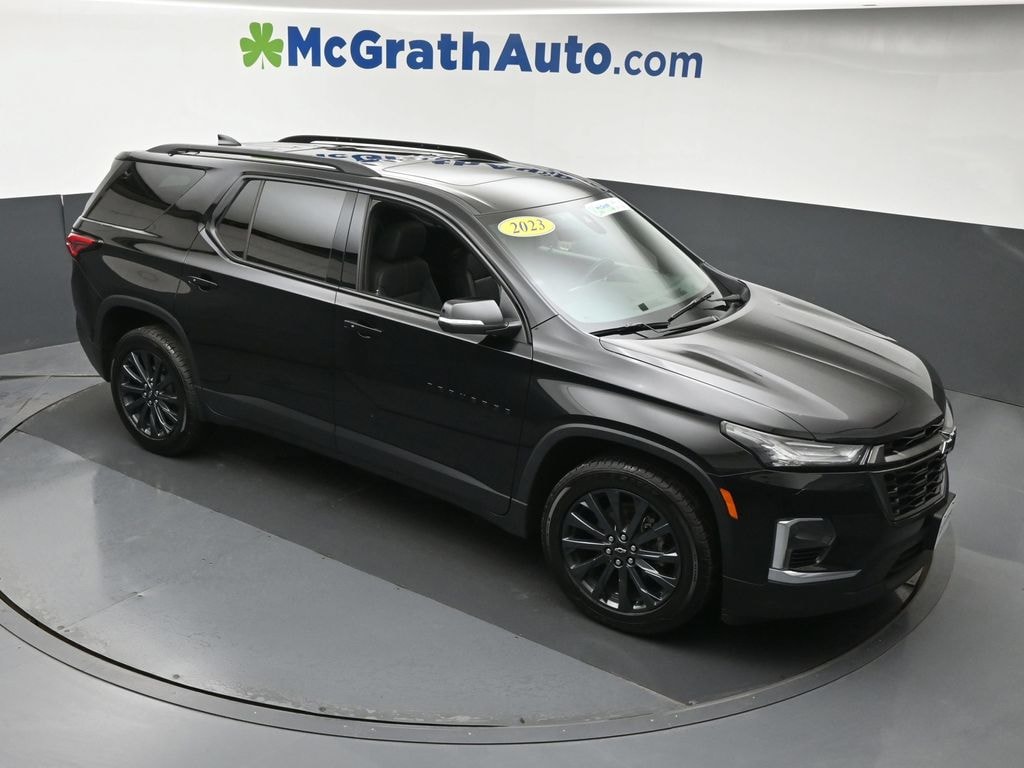 Used 2023 Chevrolet Traverse RS SUV