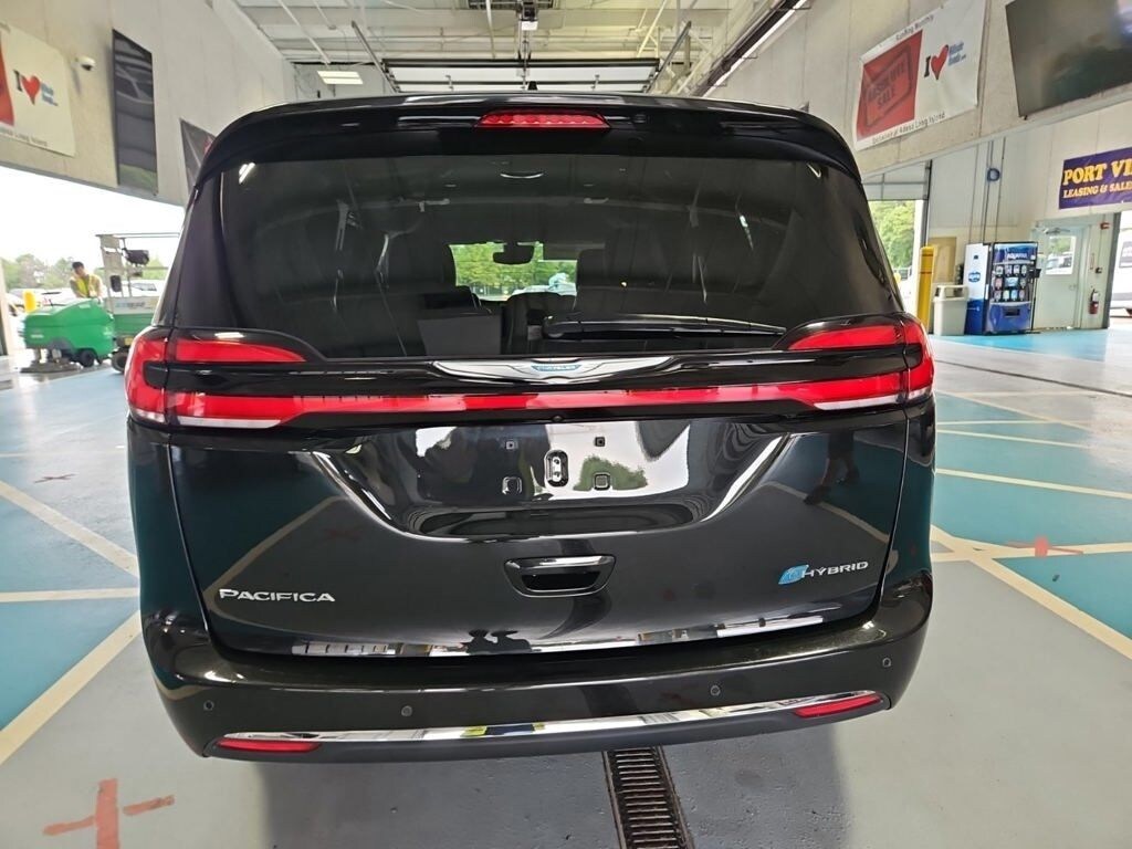 Used 2021 Chrysler Pacifica Hybrid Touring L Van Passenger Van