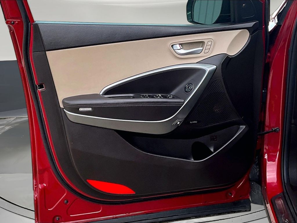 2018 Hyundai Santa Fe SE Ultimate - Photo 22