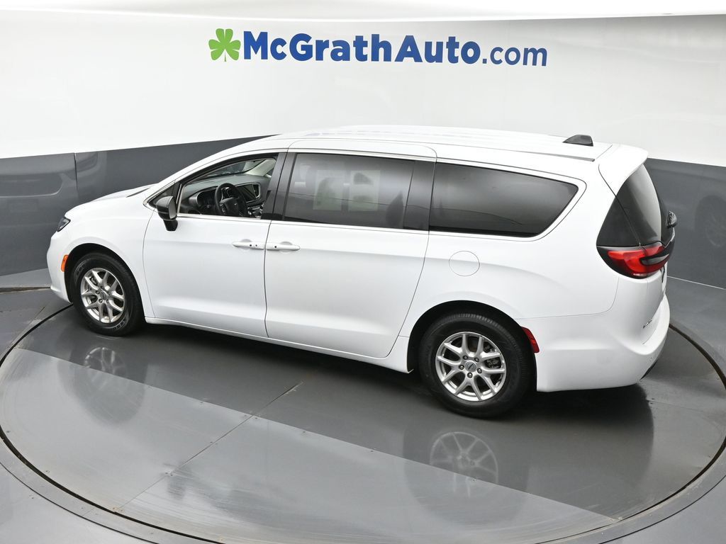 2024 Chrysler Pacifica Touring L - Photo 27