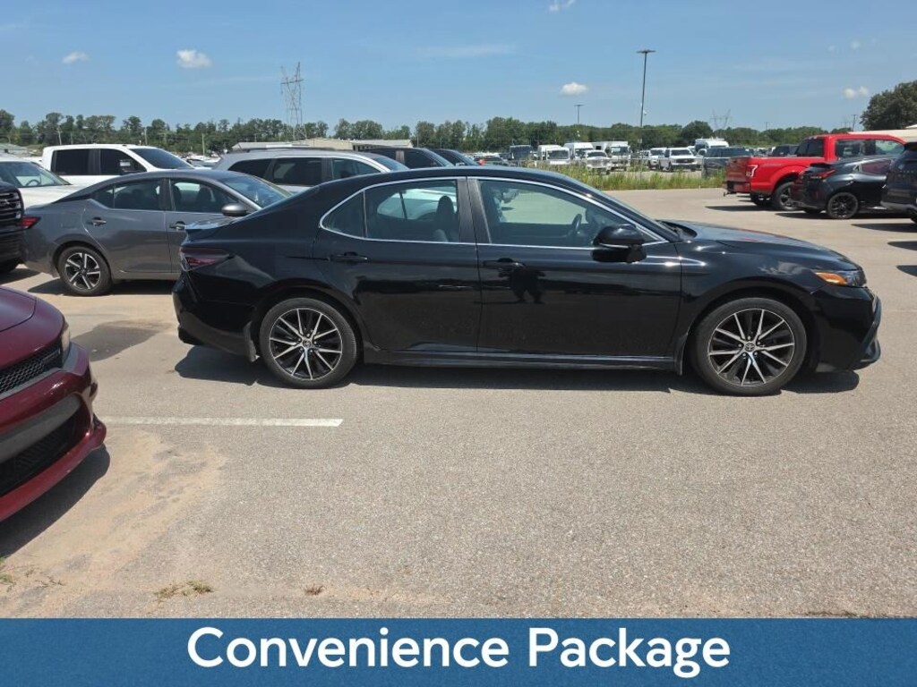 Used 2023 Toyota Camry SE Sedan