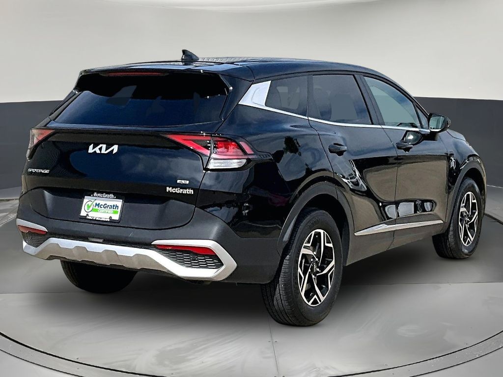 2025 Kia Sportage LX - Photo 8