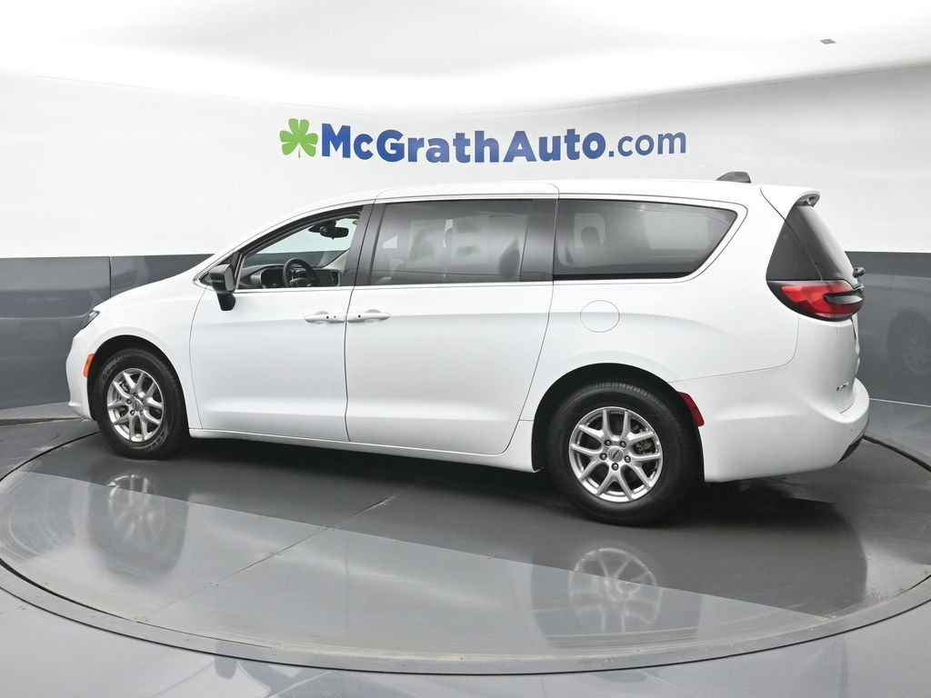 2024 Chrysler Pacifica Touring L - Photo 26