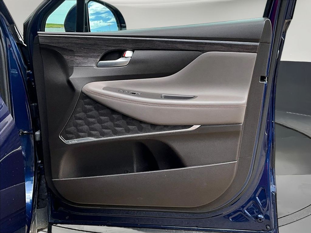 2020 Hyundai Santa Fe Limited - Photo 29