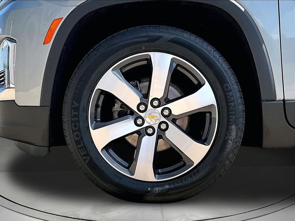 2023 Chevrolet Traverse 3LT - Photo 35