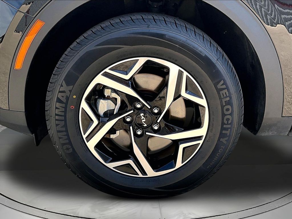 2025 Kia Sportage LX - Photo 35