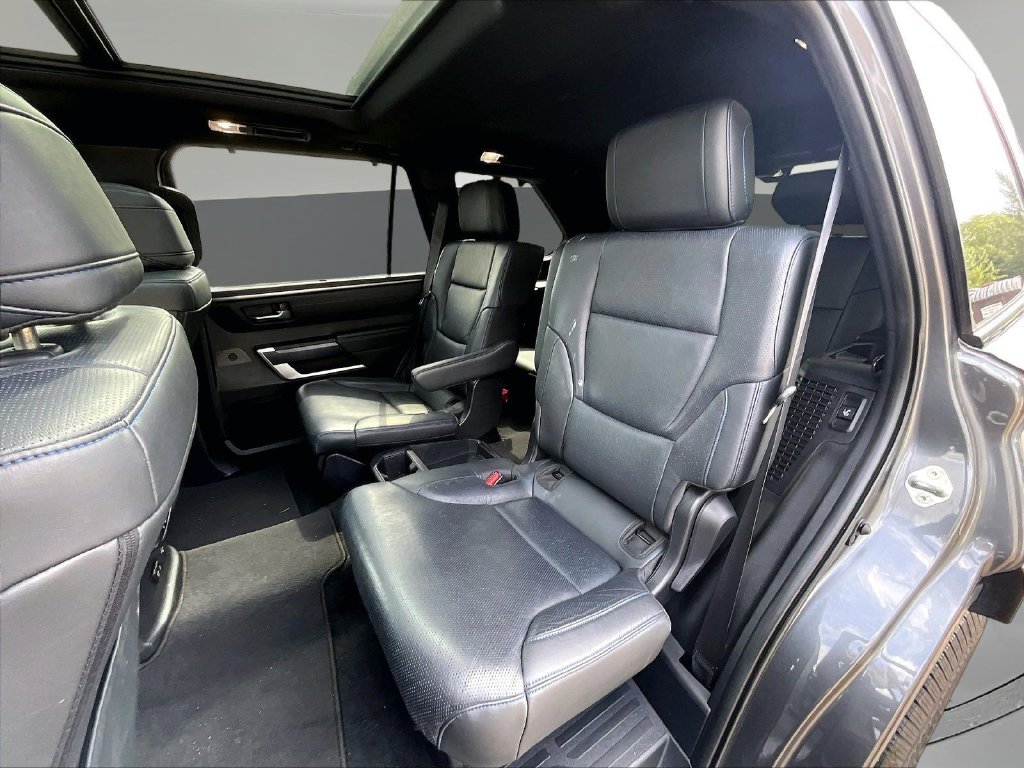 2024 Toyota Sequoia Platinum - Photo 25