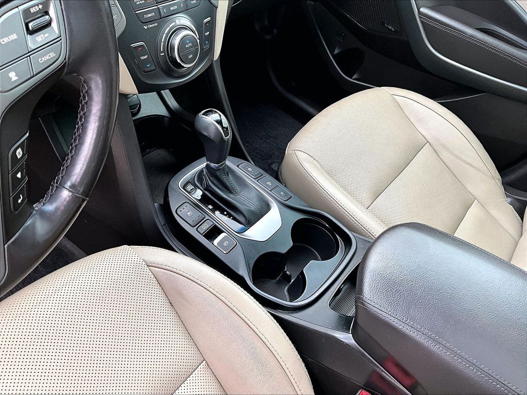 2018 Hyundai Santa Fe SE Ultimate - Photo 21