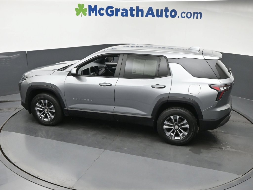 2025 Chevrolet Equinox LT - Photo 25
