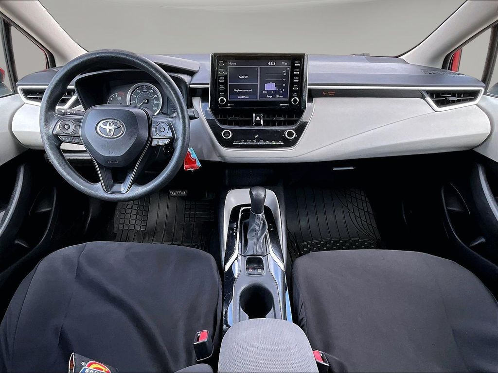 2021 Toyota Corolla LE - Photo 8