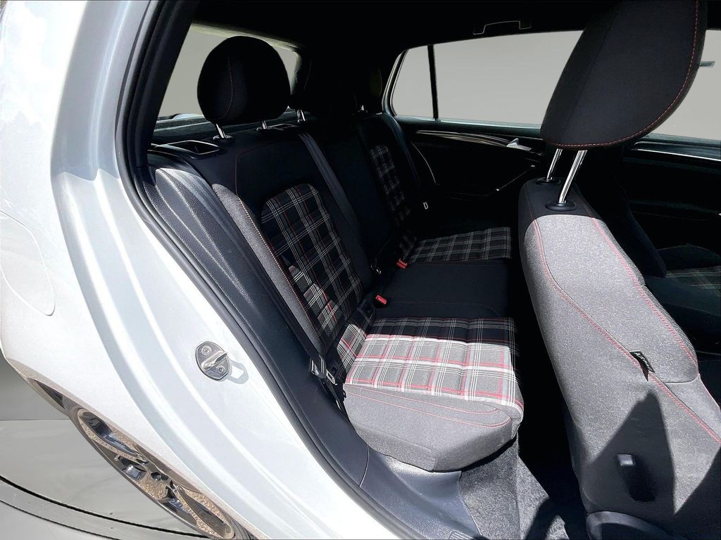 2019 Volkswagen Golf GTI SE - Photo 29