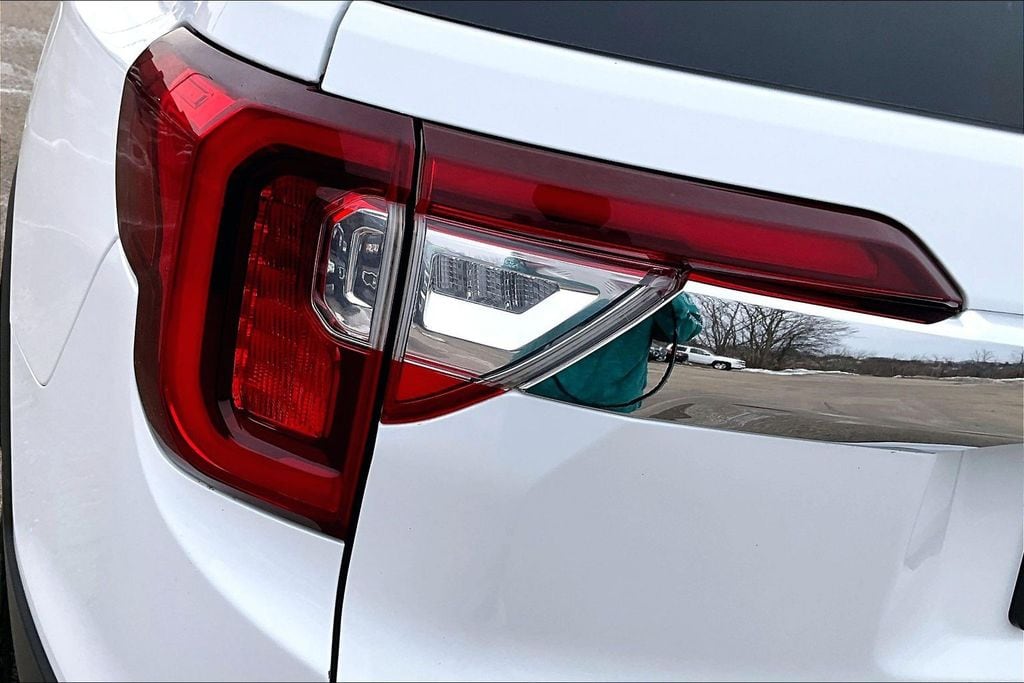 2023 GMC Acadia SLT - Photo 26