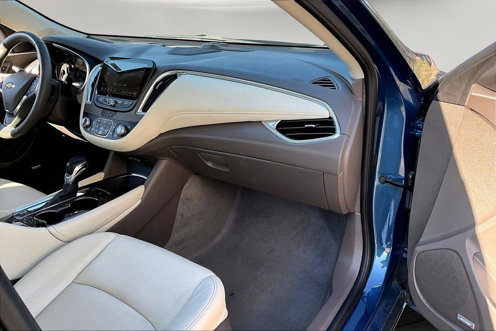 2024 Chevrolet Malibu 2LT - Photo 24