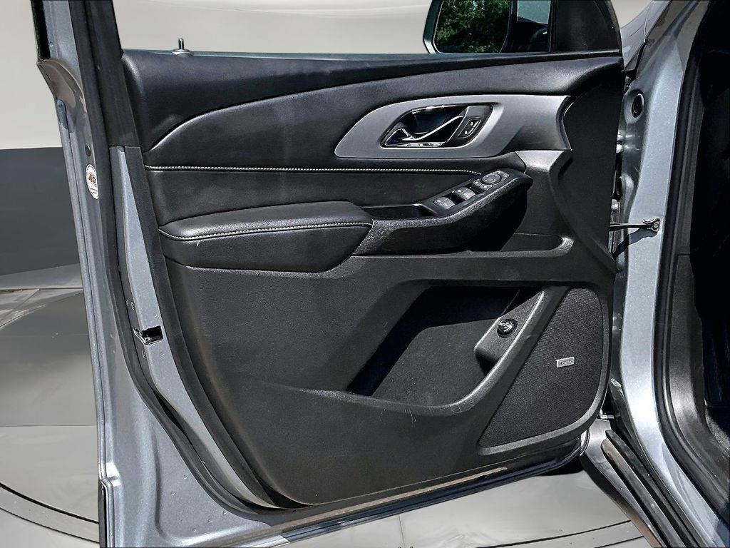 2023 Chevrolet Traverse 3LT - Photo 24