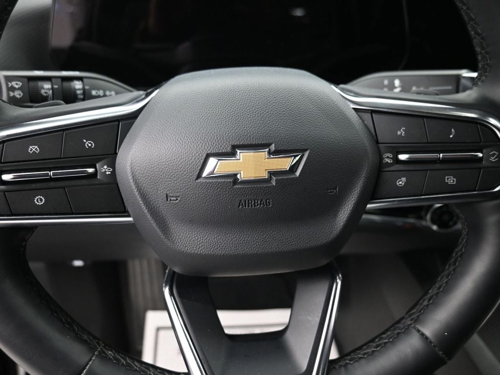 2025 Chevrolet Equinox LT - Photo 18