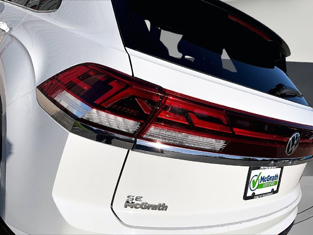 2025 Volkswagen Atlas Cross Sport SE w/Tech - Photo 27