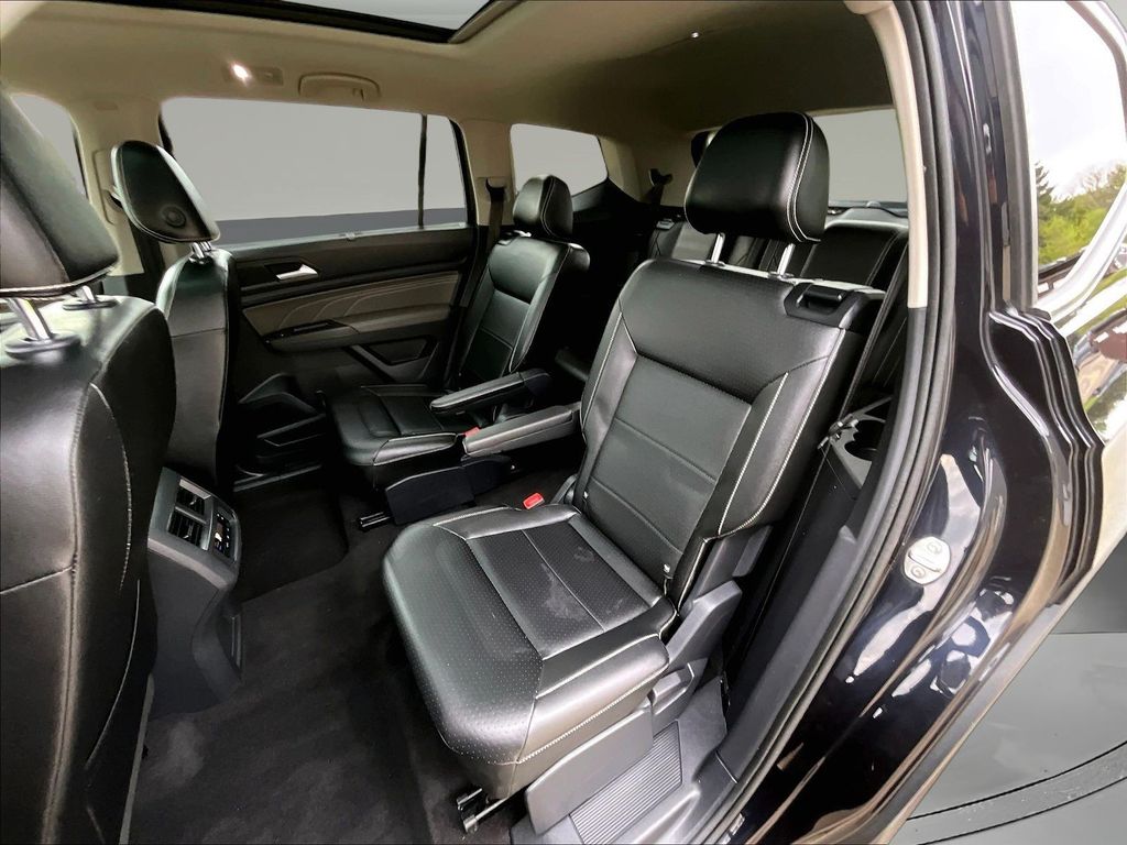 2022 Volkswagen Atlas SEL - Photo 22