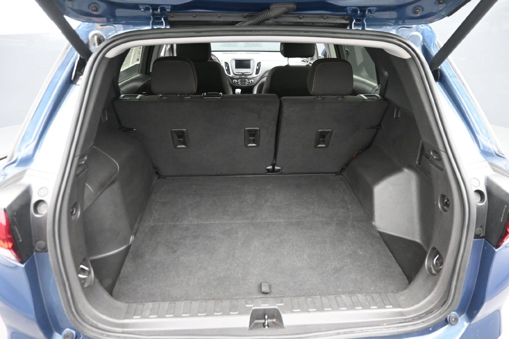 2024 Chevrolet Equinox LT - Photo 12
