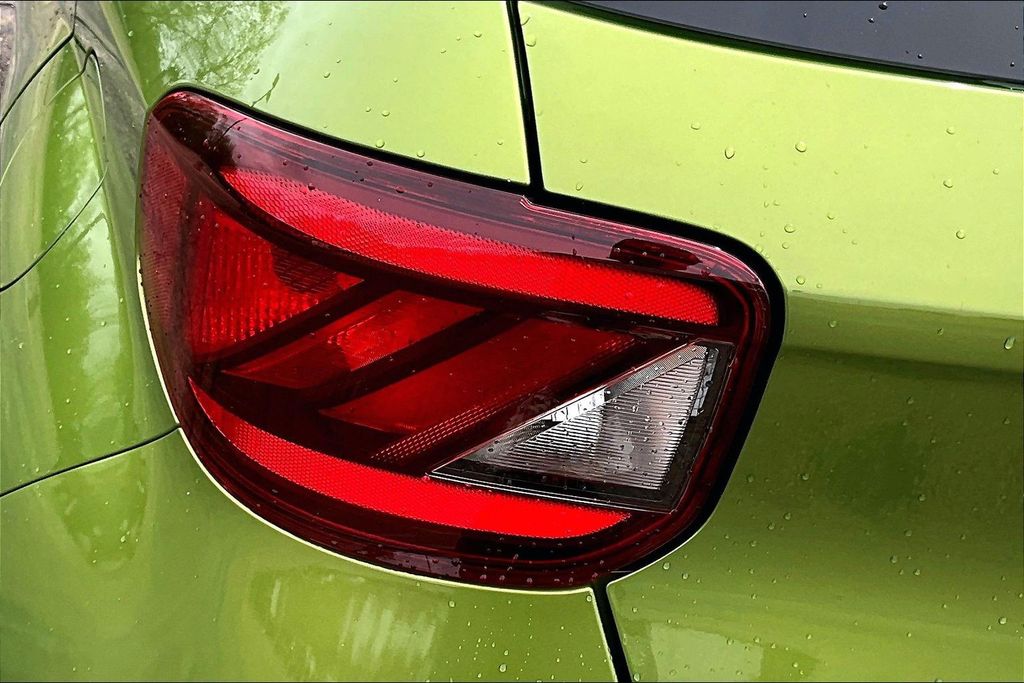 2023 Hyundai Venue SEL - Photo 25