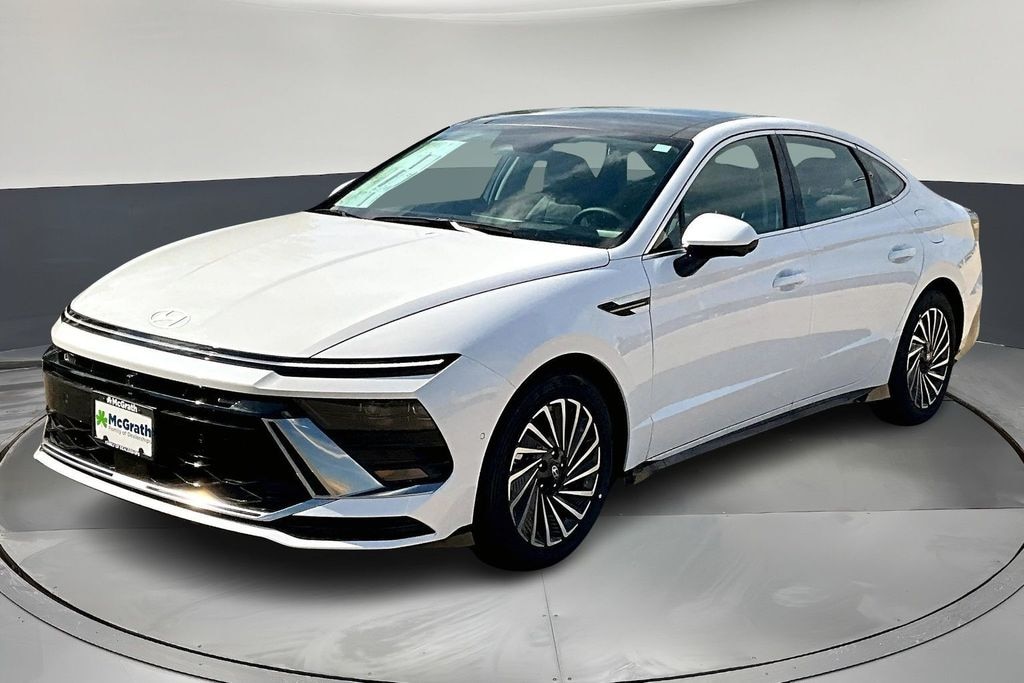 New 2025 Hyundai Sonata Hybrid Limited Sedan