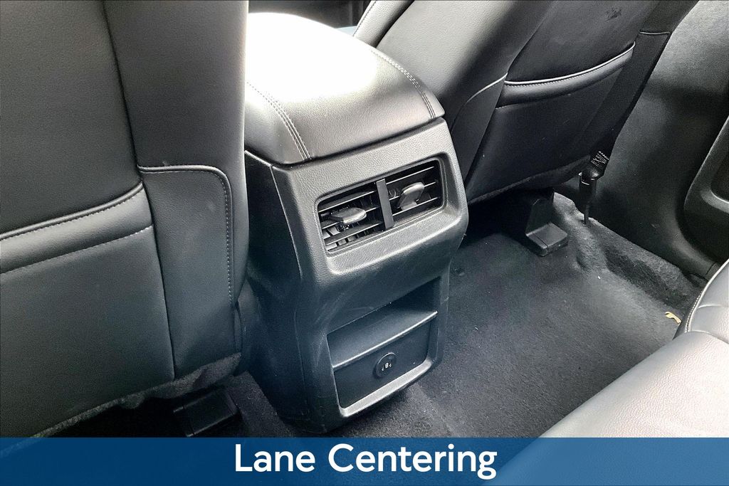 2024 Ford Edge SEL - Photo 11