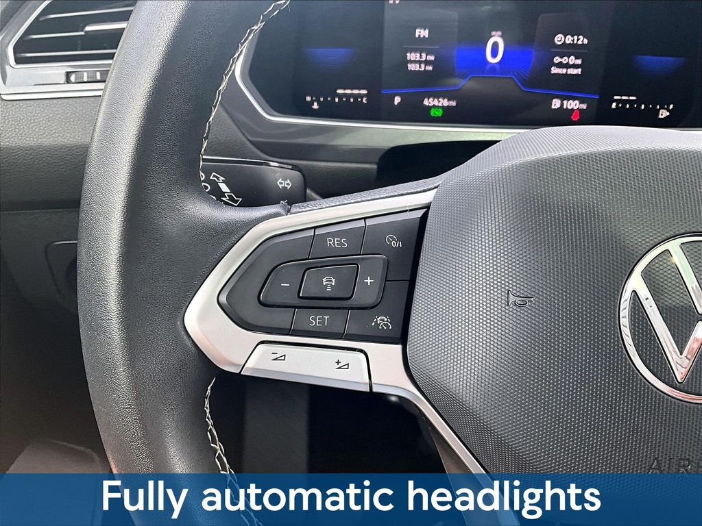2022 Volkswagen Tiguan SE - Photo 15