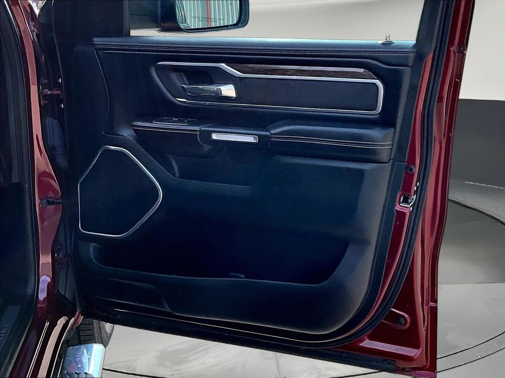 2020 RAM Ram 1500 Pickup Laramie - Photo 29