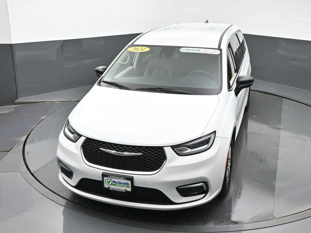 2024 Chrysler Pacifica Touring L - Photo 30
