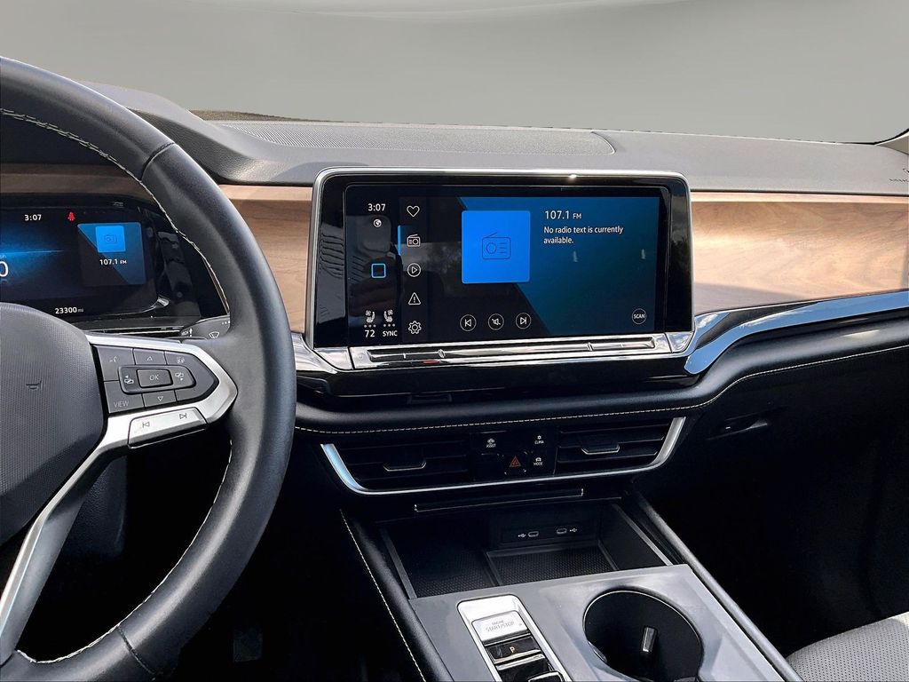 2024 Volkswagen Atlas SE - Photo 12